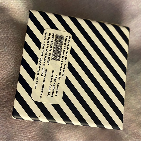 “Peach” Keep Collective engraved geo bar charm - Picture 4 of 4